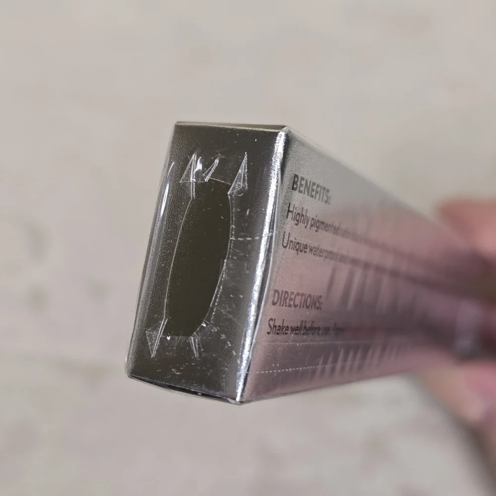 UZO Beauty Blaque Liquide Eyeliner